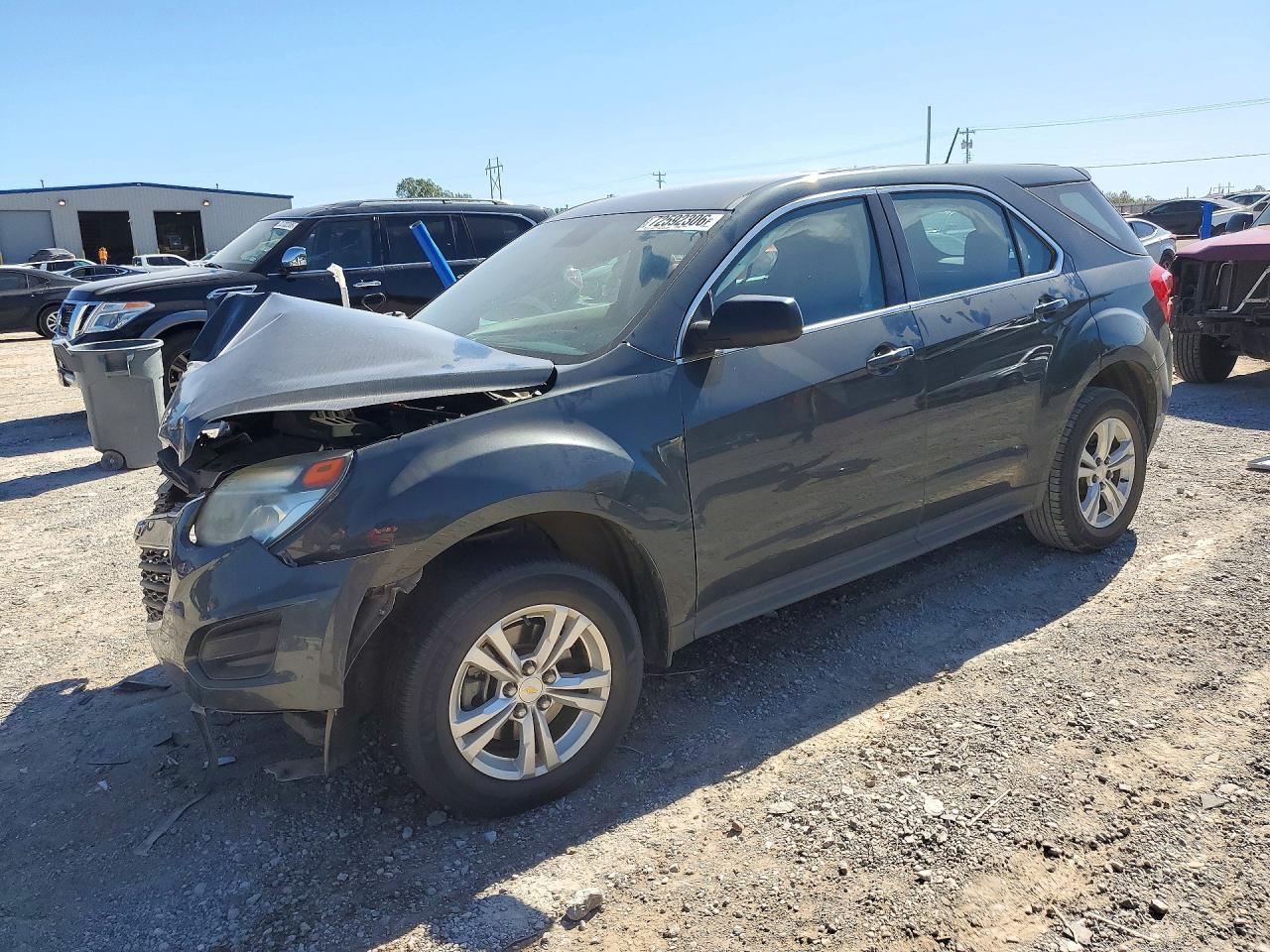 2017 CHEVROLET EQUINOX LS — Front 3/4