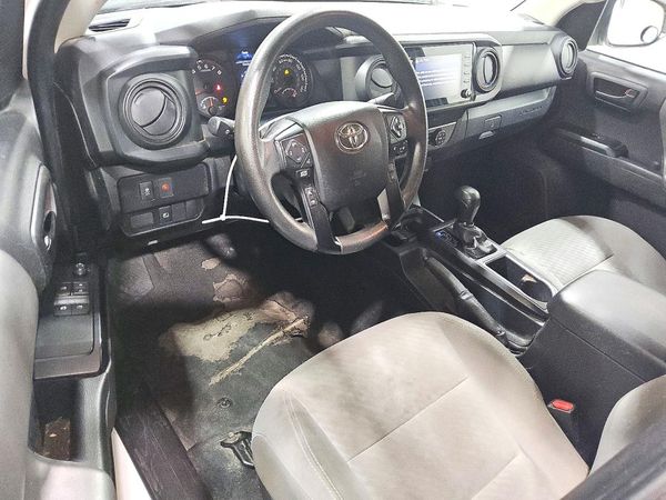 2022 TOYOTA TACOMA SR5 — CKPT