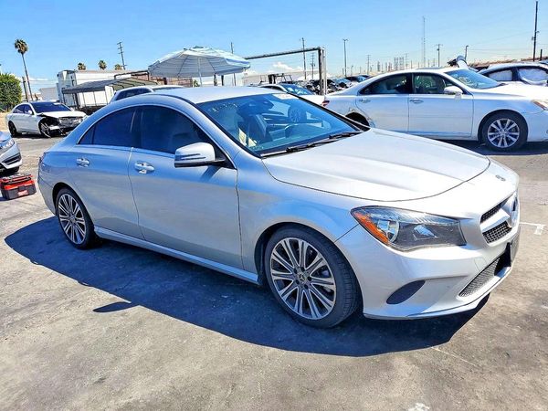 2018 MERCEDES-BENZ CLA — Passenger 3/4