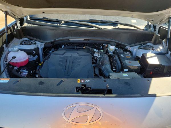 2026 HYUNDAI PALISADE SEL — Engine bay