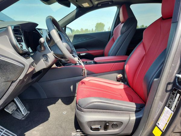 2026 LEXUS RX — DENT
