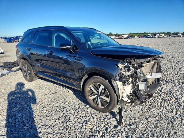 2023 KIA SORENTO S — Passenger 3/4