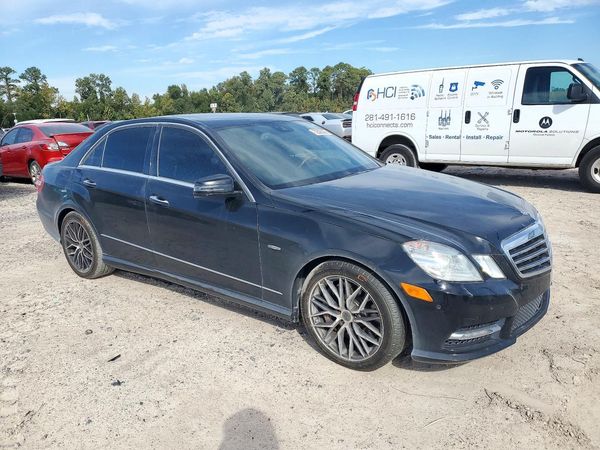 2012 MERCEDES-BENZ E E550 4-MATIC — Passenger 3/4