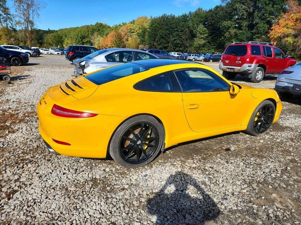 2015 PORSCHE 911 — PSRA