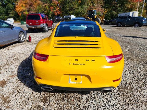 2015 PORSCHE 911 — DIRR