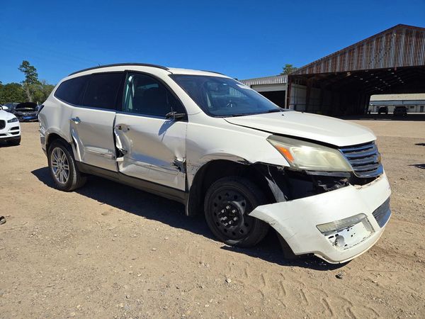 2014 CHEVROLET TRAVERSE 1LT — Passenger 3/4