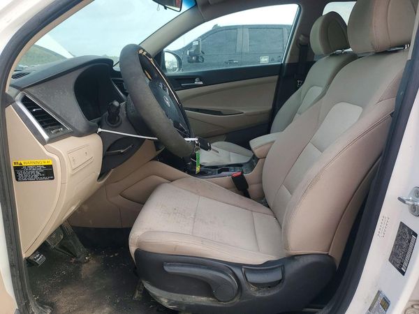 2016 HYUNDAI TUCSON — DENT