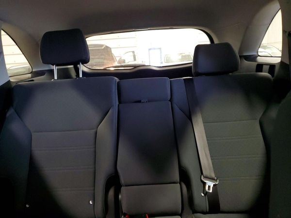 2016 KIA SORENTO L / LX — SUVN