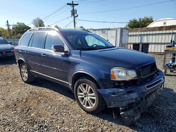 2012 VOLVO XC90 — Passenger 3/4