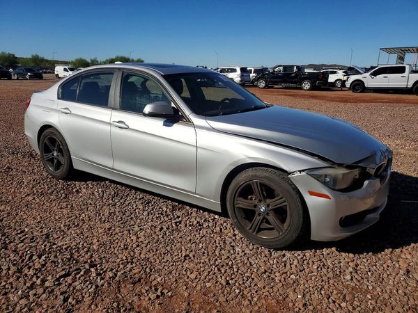 2013 BMW 328 xDrive — Passenger 3/4