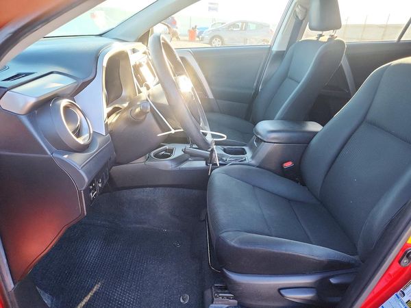 2016 TOYOTA RAV4 LE (X Grade) — DENT