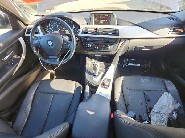 2014 BMW 320 SA — CKPT