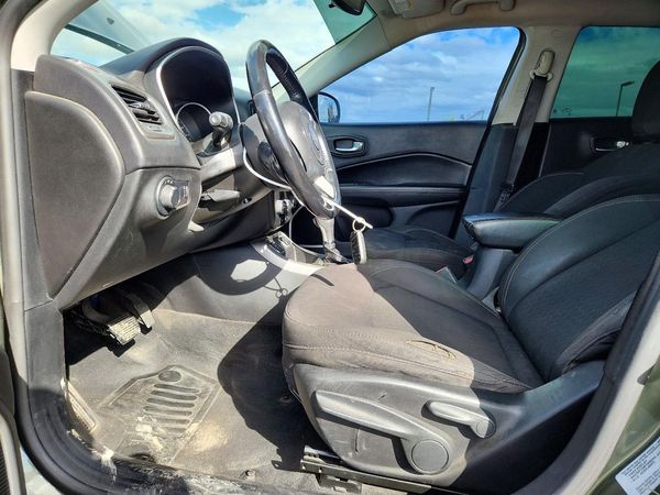 2018 JEEP COMPASS Sport — DENT