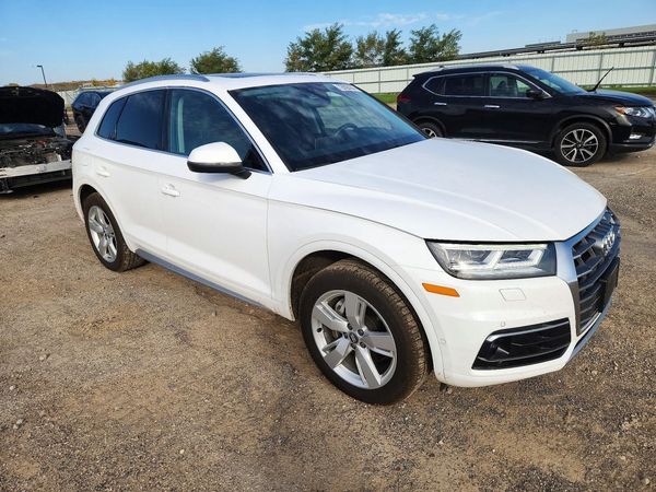 2019 AUDI Q5 quattro Prestige — Passenger 3/4