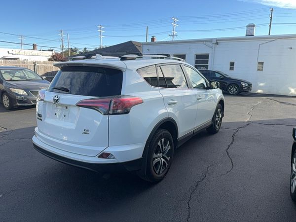 2017 TOYOTA RAV4 LE
