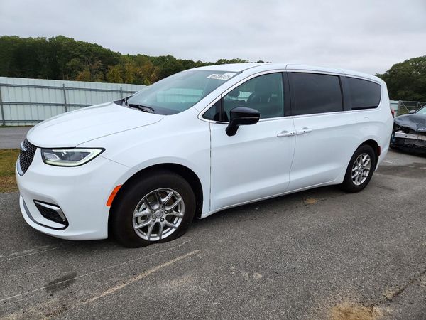 2026 CHRYSLER PACIFICA Select — Front 3/4