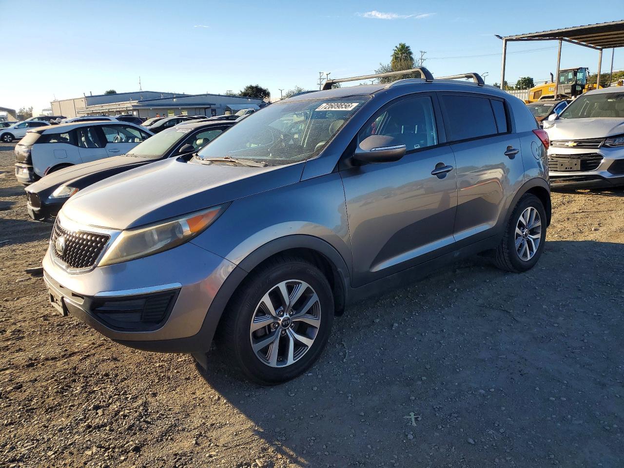 2015 KIA SPORTAGE GL - Middle-low — Front 3/4