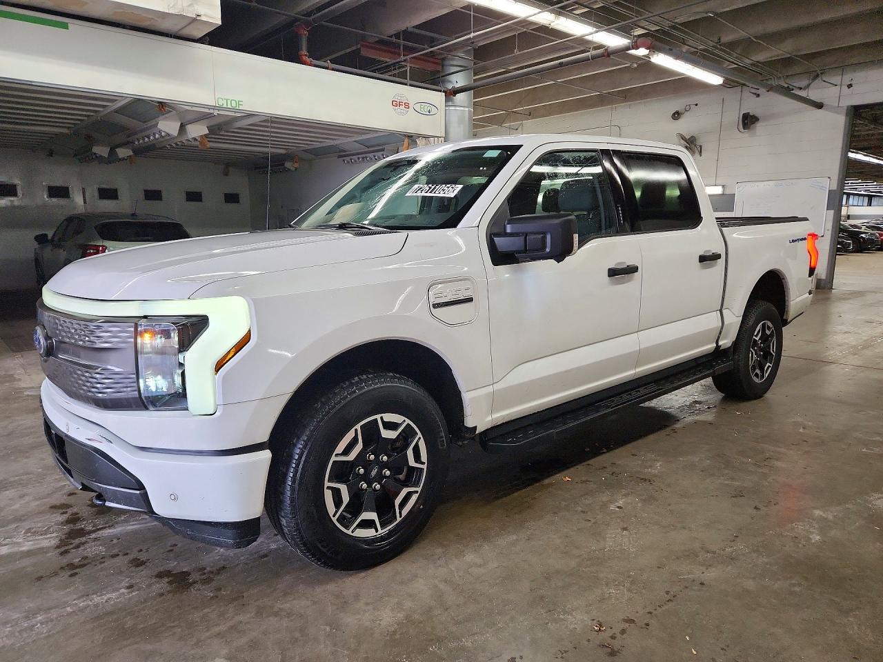 2022 FORD F150 SuperCrew — Front 3/4