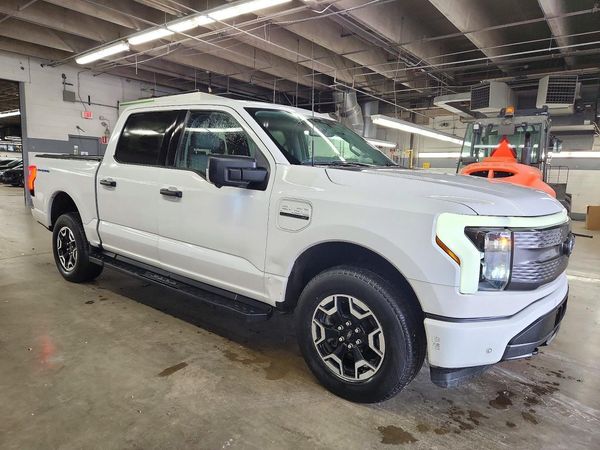 2022 FORD F150 SuperCrew — Passenger 3/4