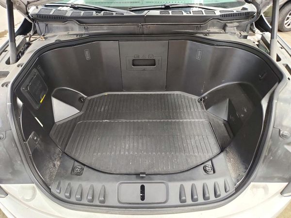 2022 FORD F150 SuperCrew — Engine bay