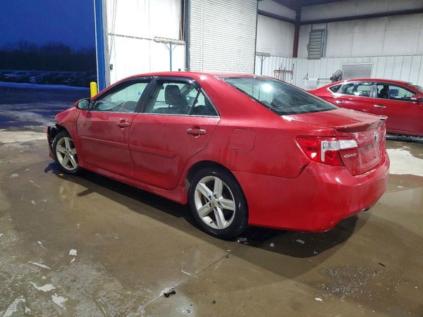 2013 TOYOTA CAMRY