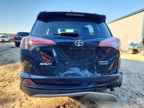 2018 TOYOTA RAV4 Ltd — DIRR
