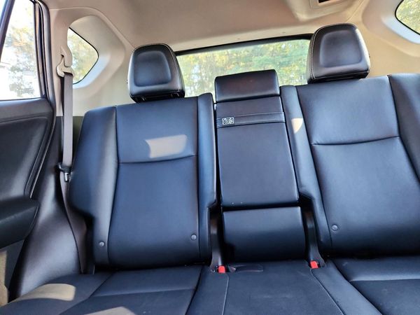 2018 TOYOTA RAV4 Ltd — SUVN