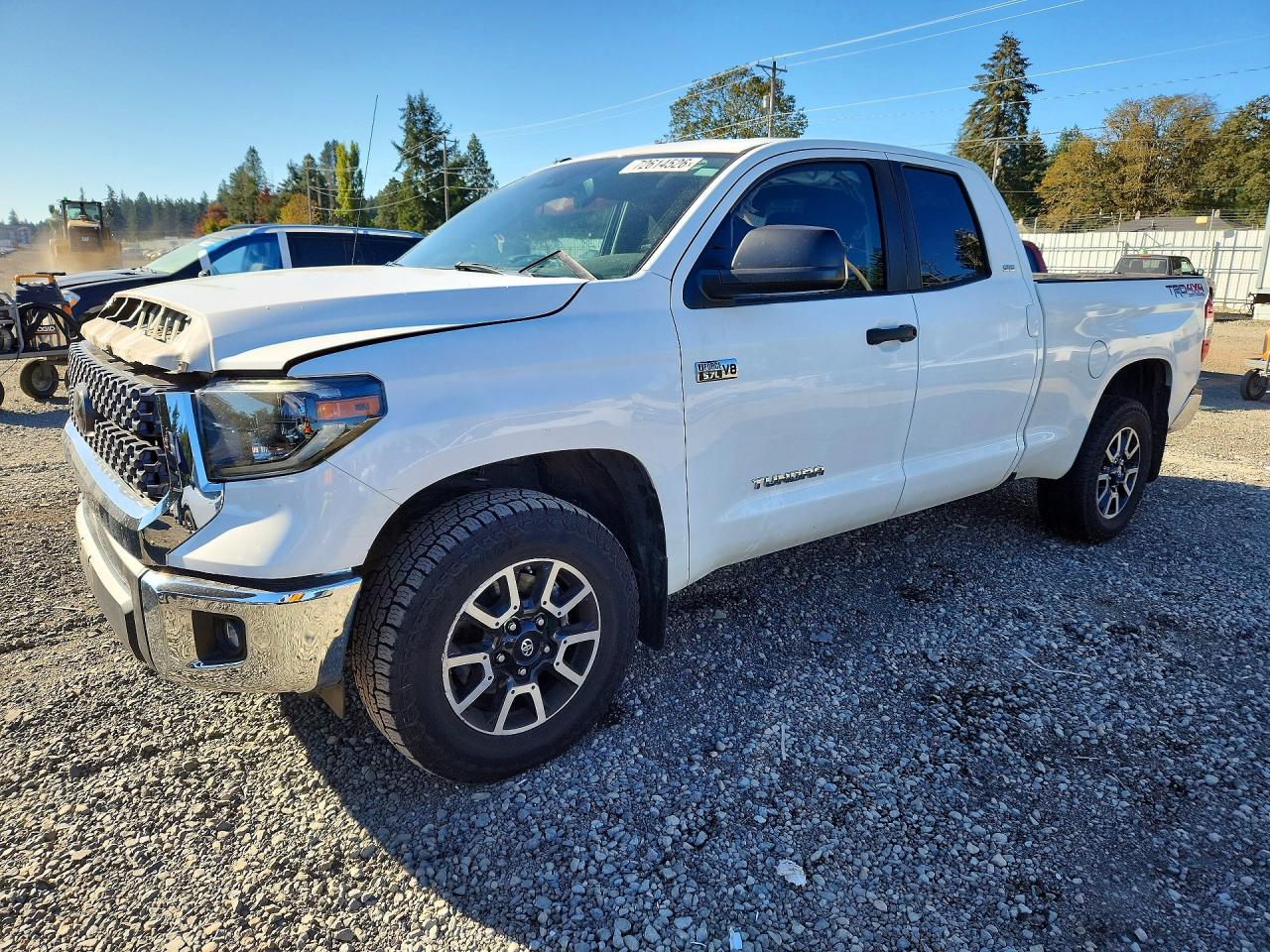 2019 TOYOTA TUNDRA SR5 Grade — Front 3/4