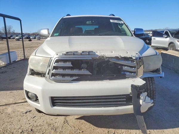 2013 TOYOTA SEQUOIA Platinum