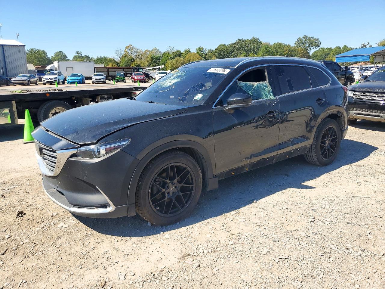 2018 MAZDA CX-9 Grand Touring — Front 3/4