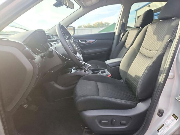 2019 NISSAN ROGUE — DENT