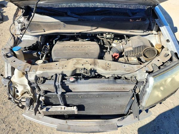 2012 HONDA PILOT EXL-N — Engine bay