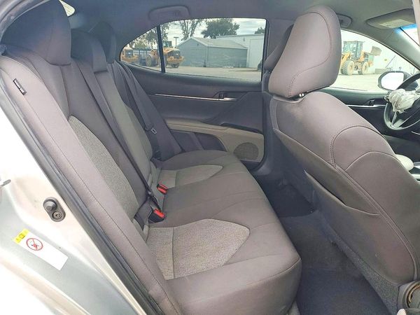 2018 TOYOTA CAMRY L/LE/SE/XLE — SUVN