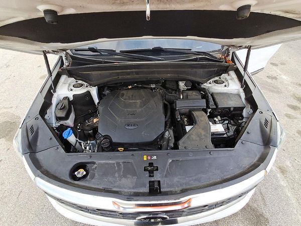 2021 KIA TELLURIDE S — Engine bay