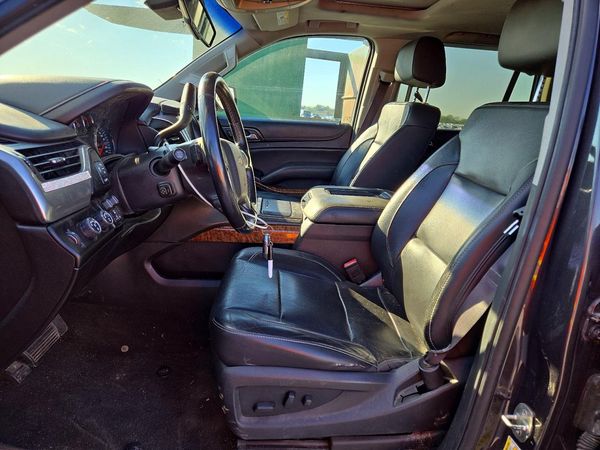 2017 CHEVROLET TAHOE Premier — DENT