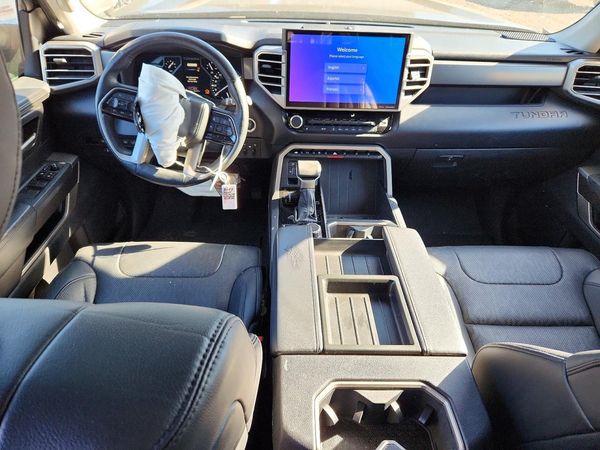 2022 TOYOTA TUNDRA SR5 — CKPT