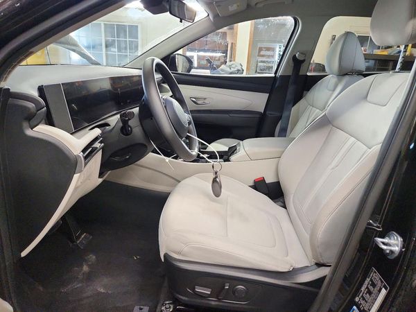 2026 HYUNDAI TUCSON SEL, SEL Plus — DENT