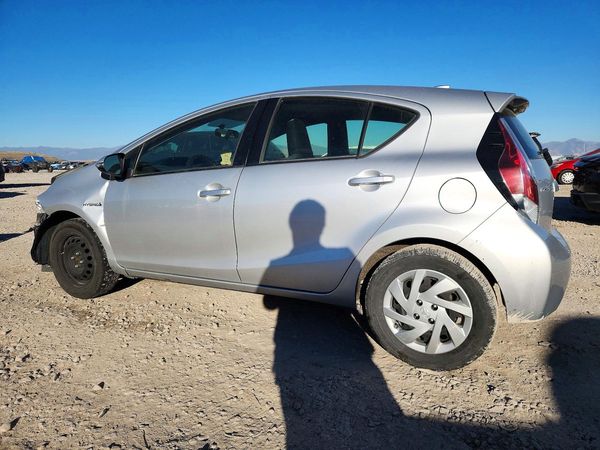 2015 TOYOTA PRIUS C ON — DSRA