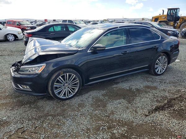 2017 VOLKSWAGEN PASSAT — DSFA — Front 3/4