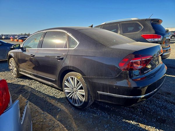 2017 VOLKSWAGEN PASSAT SEL Premium — DSRA