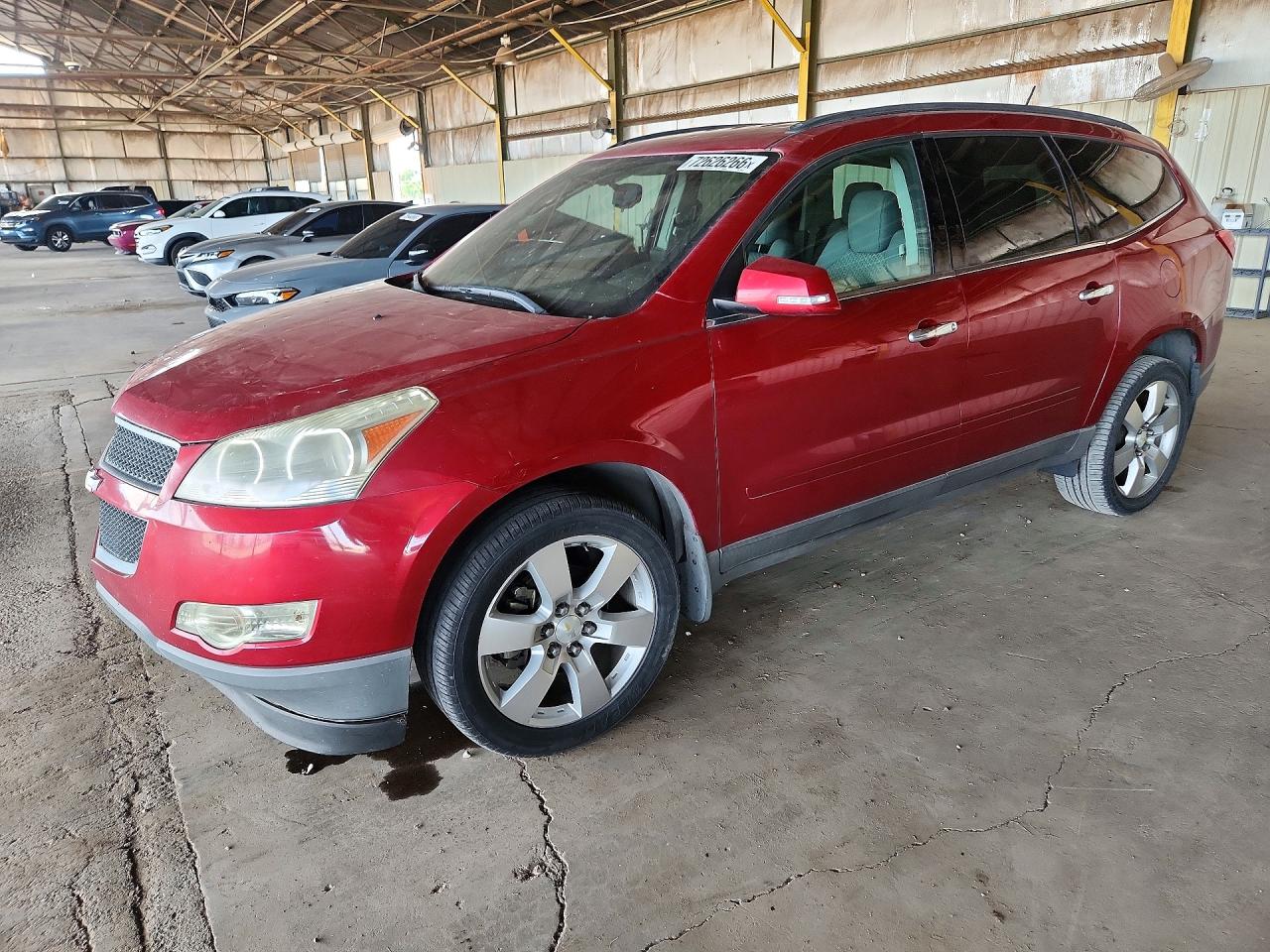 2012 CHEVROLET TRAVERSE LT — Front 3/4