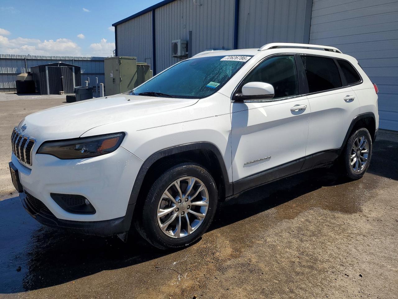 2021 JEEP CHEROKEE Latitude Plus — Front 3/4