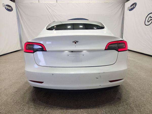 2022 TESLA MODEL 3 — DIRR