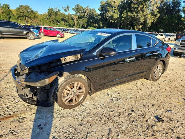 2017 HYUNDAI ELANTRA — DSFA — Front 3/4