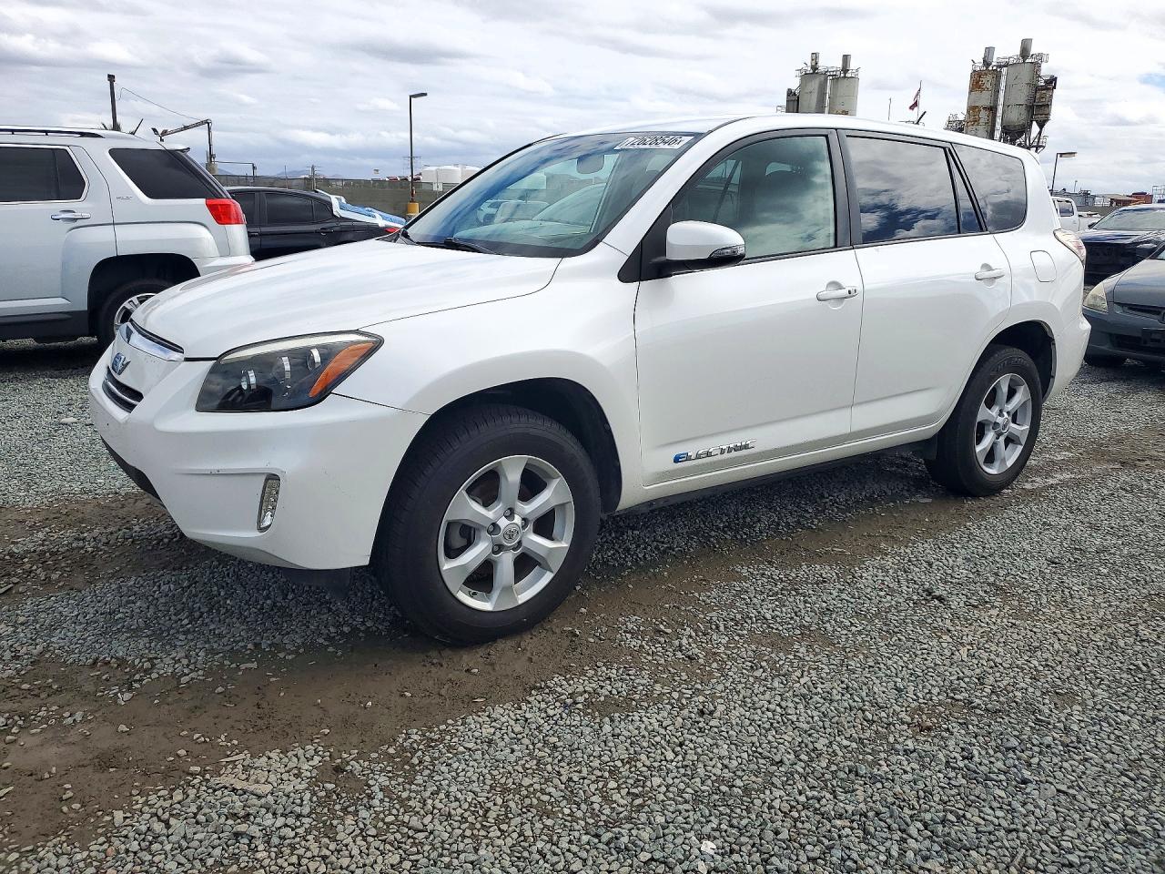 2012 TOYOTA RAV4 EV 2WD — Front 3/4