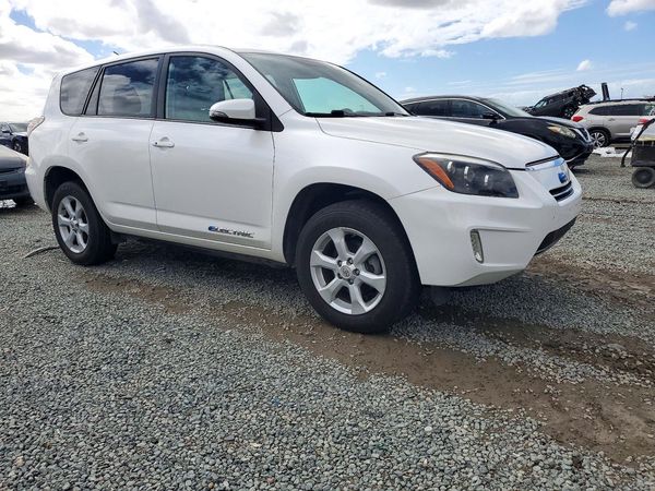 2012 TOYOTA RAV4 EV 2WD — Passenger 3/4