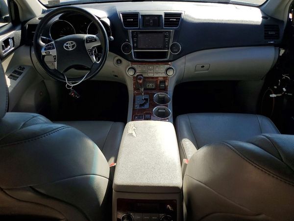 2013 TOYOTA HIGHLANDER Base/Hybrid — CKPT