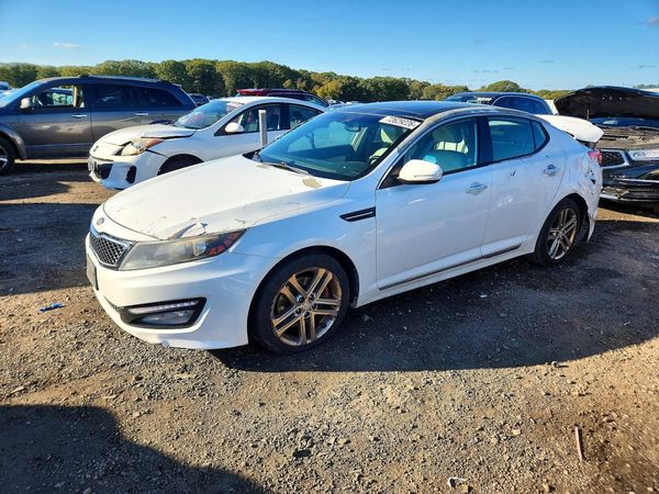 2013 KIA OPTIMA SX — Front 3/4