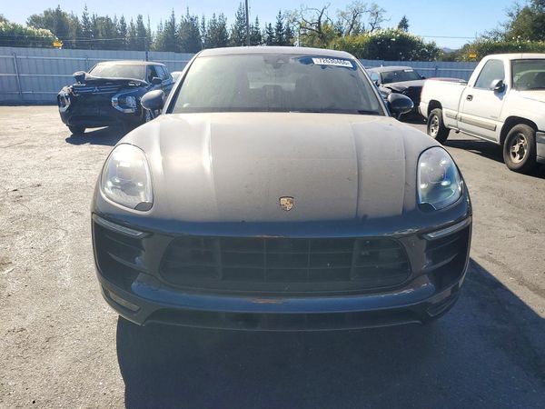 2017 PORSCHE MACAN — DIRF