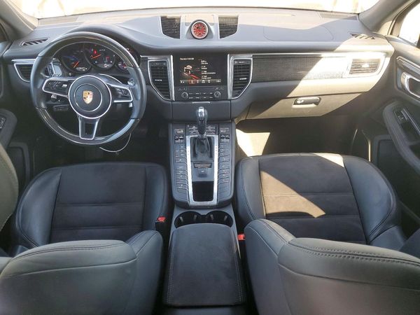 2017 PORSCHE MACAN — CKPT